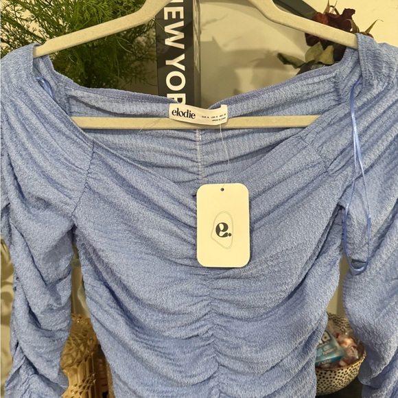 Elodie Ruched Blouse size small - Picture 3 of 8